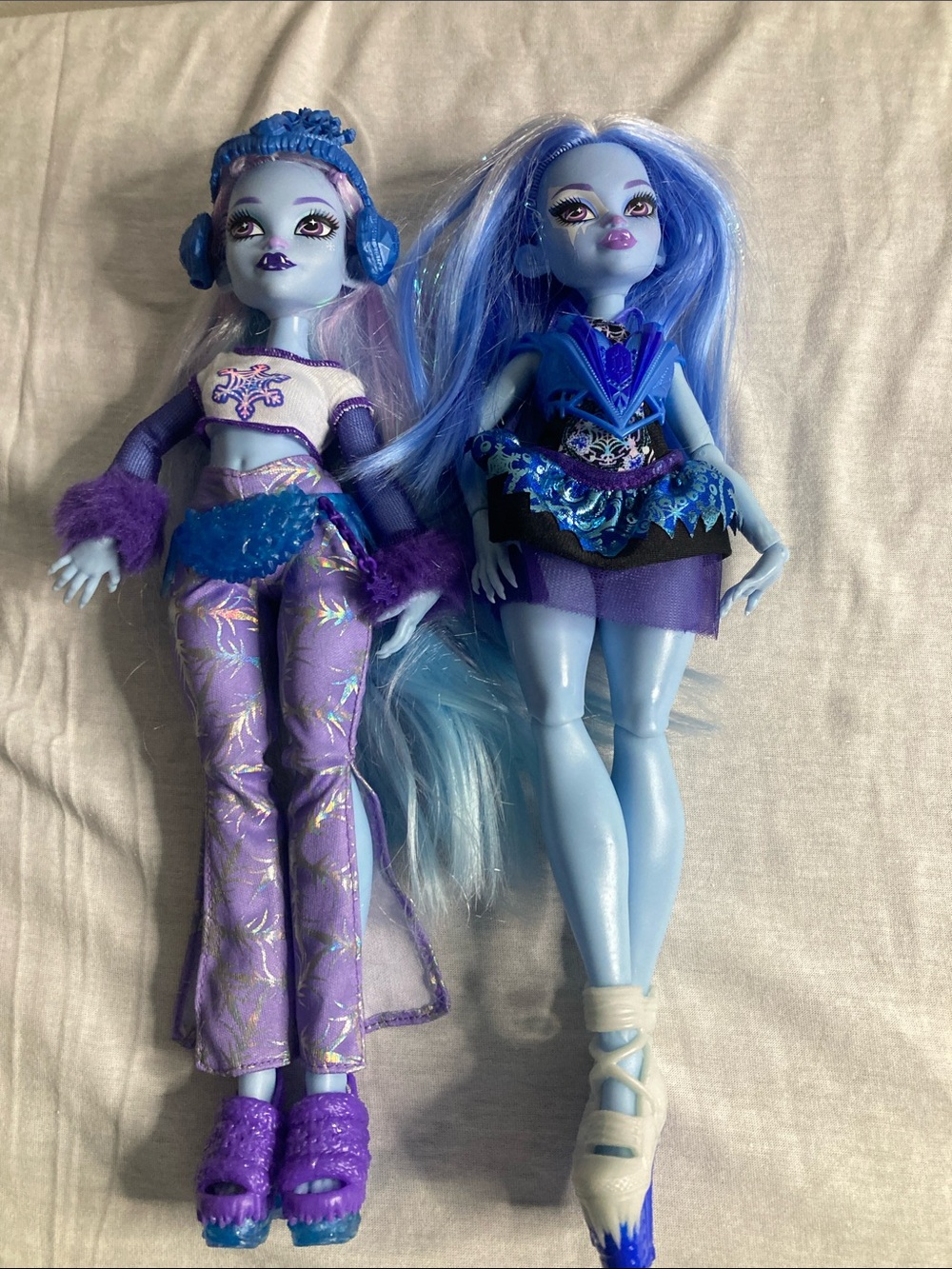 Set Of 2 Monster High G3 Skulltimate Secrets Abbey Bominable dolls